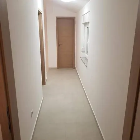 Apartman Mia *